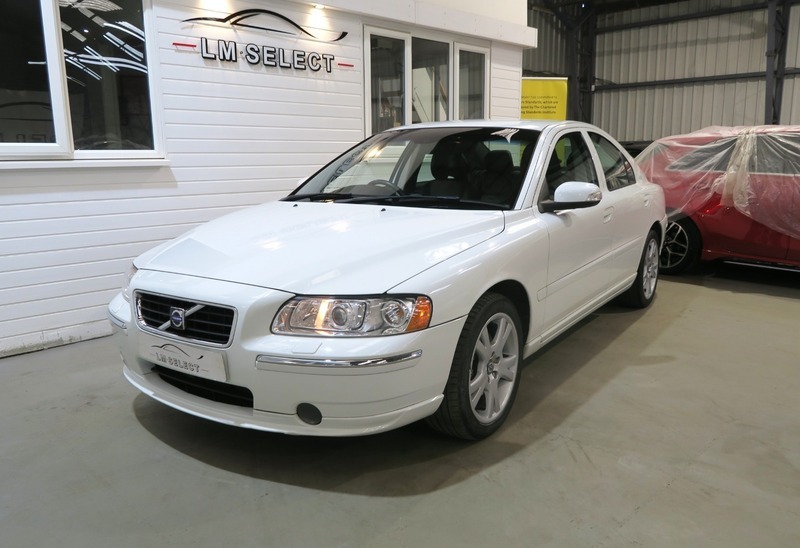 Volvo S60 2.0 T Se Lux AN08FML White #4