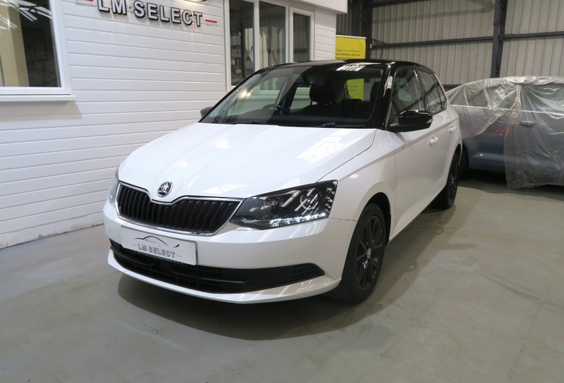 Skoda Fabia Colour Edition Tsi 90 YH16UVV White #5