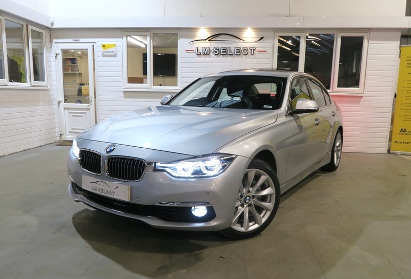 BMW 3 Series 330I Luxury 248 WK17XGL Silver #2