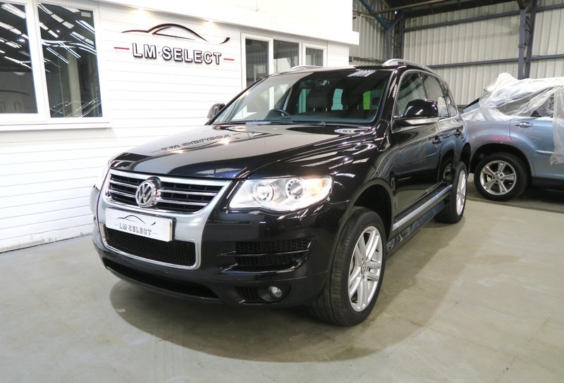 Volkswagen Touareg V6 Altitude Tdi 224 Black #3
