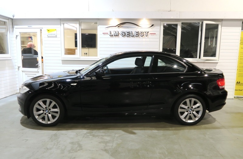 BMW 1 Series 120D Es 177 Black
