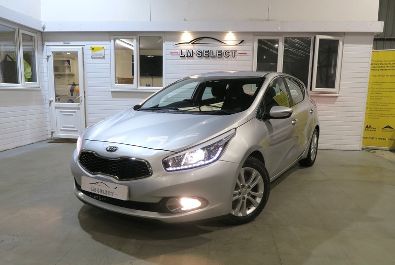 Kia Ceed Crdi 2 Ecodynamics 125 LD62RYH Silver #2