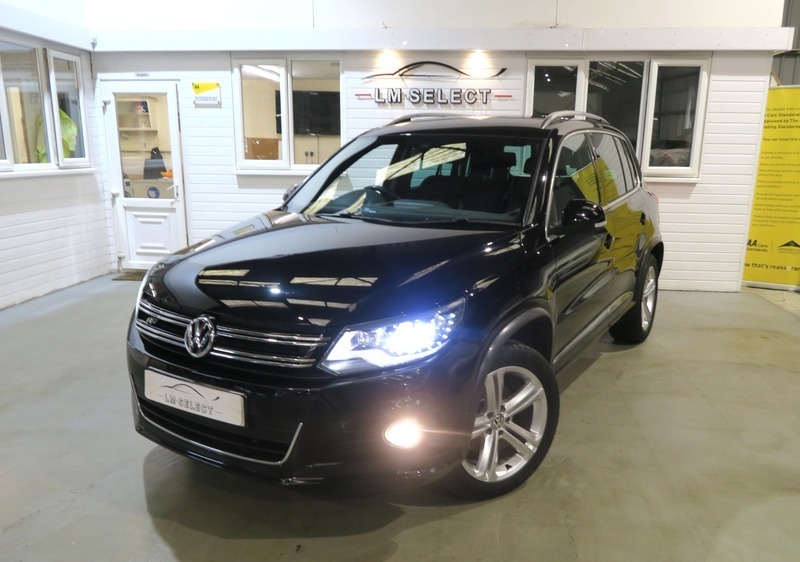 Volkswagen Tiguan R Line Tdi Bluemotion BN13EZE Black #3