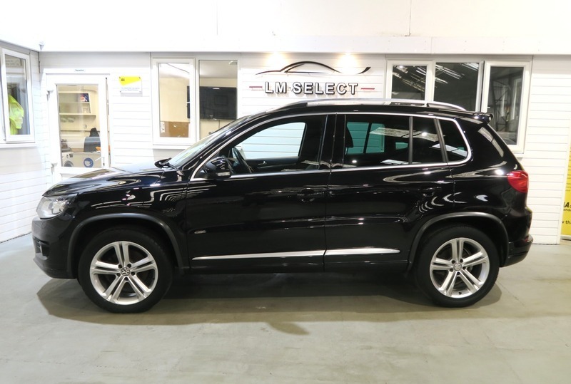 Volkswagen Tiguan R Line Tdi Bluemotion Black
