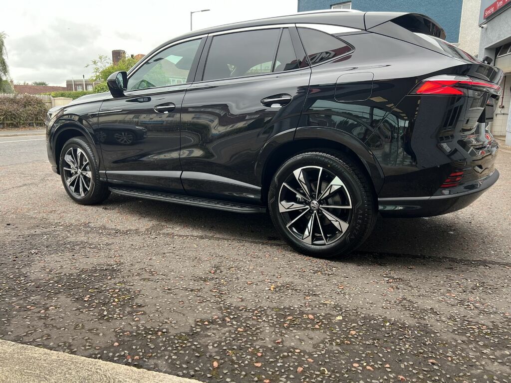 MG HS Phev  Black #3