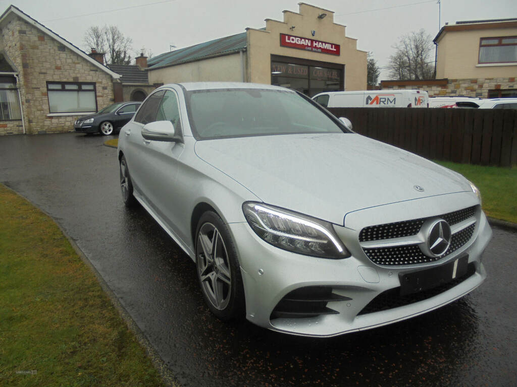 Mercedes-Benz C Class C220d Amg Line 9G-tronic Silver