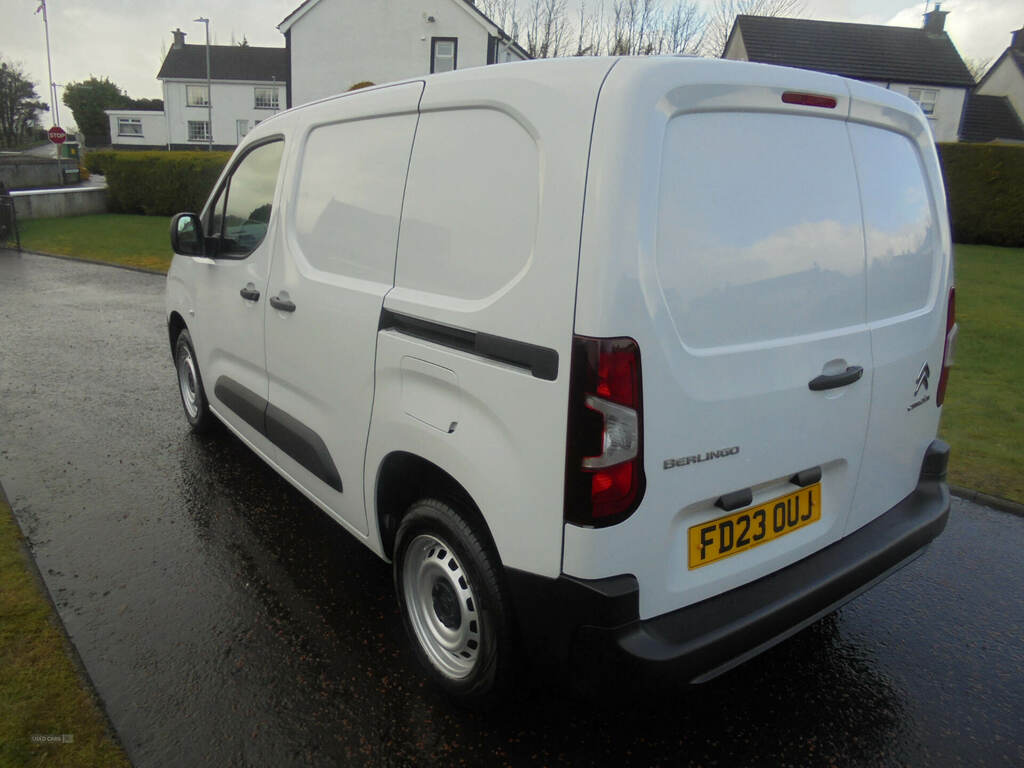 Citroen Berlingo 1.5 Bluehdi 650Kg Enterprise Ed 100Ps 6 Spd S S FD23OUJ White #6