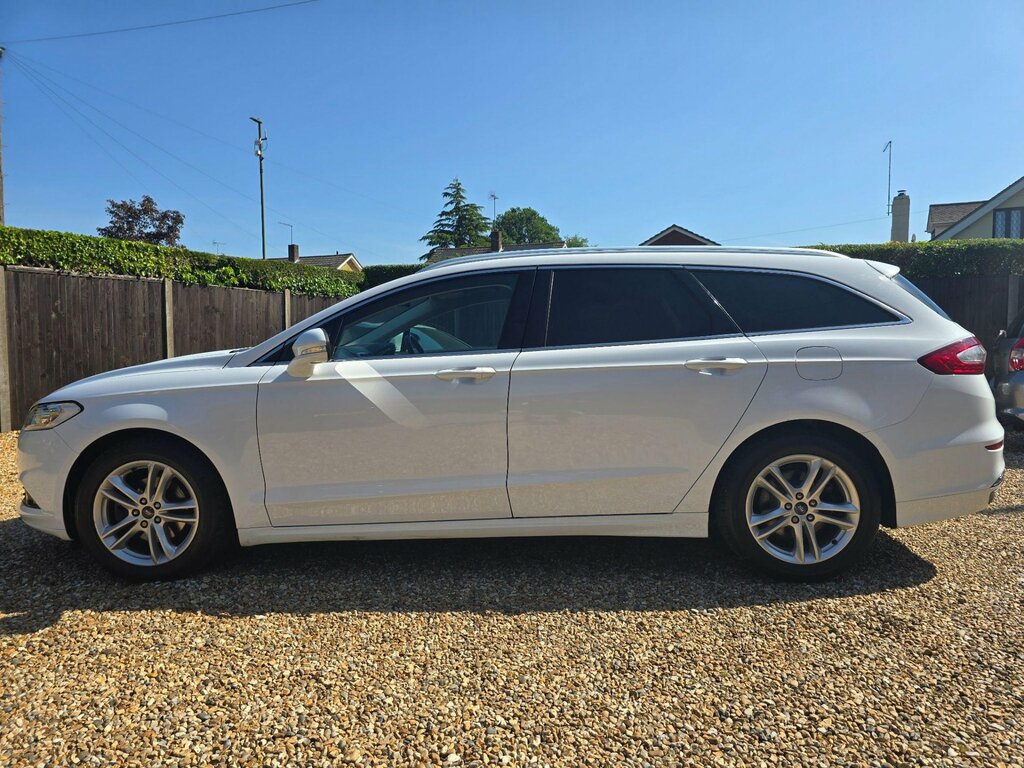 Ford Mondeo 2.0T Ecoboost Titanium Euro 6 Ss White #3