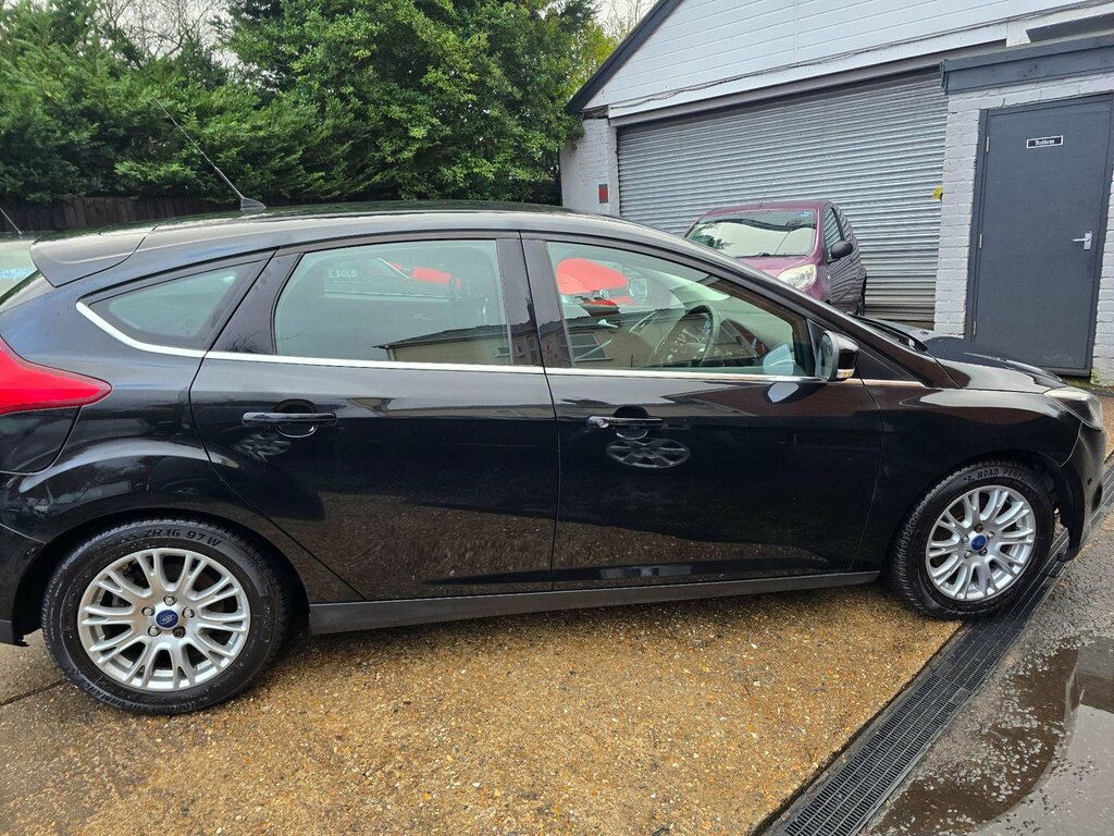 Ford Focus 1.6T Ecoboost Titanium Euro 5 Ss OE61OBB Black #2
