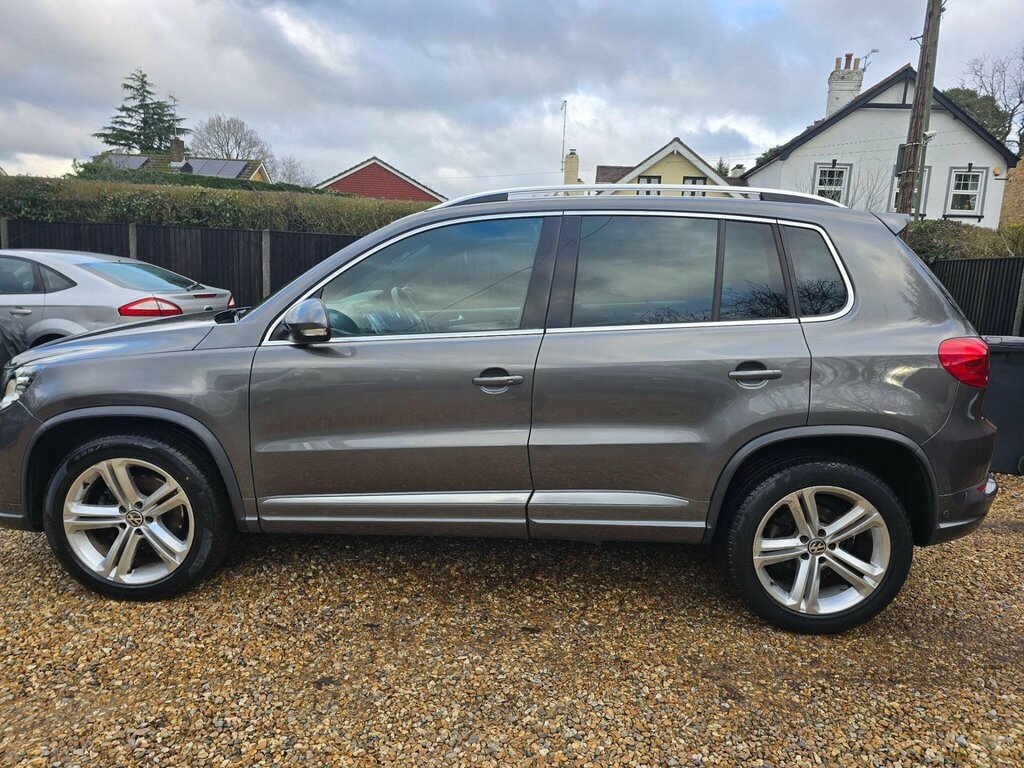 Volkswagen Tiguan 2.0 Tdi Bluemotion Tech R-line Edition Dsg 4Wd Eur MW65TXM Grey #3