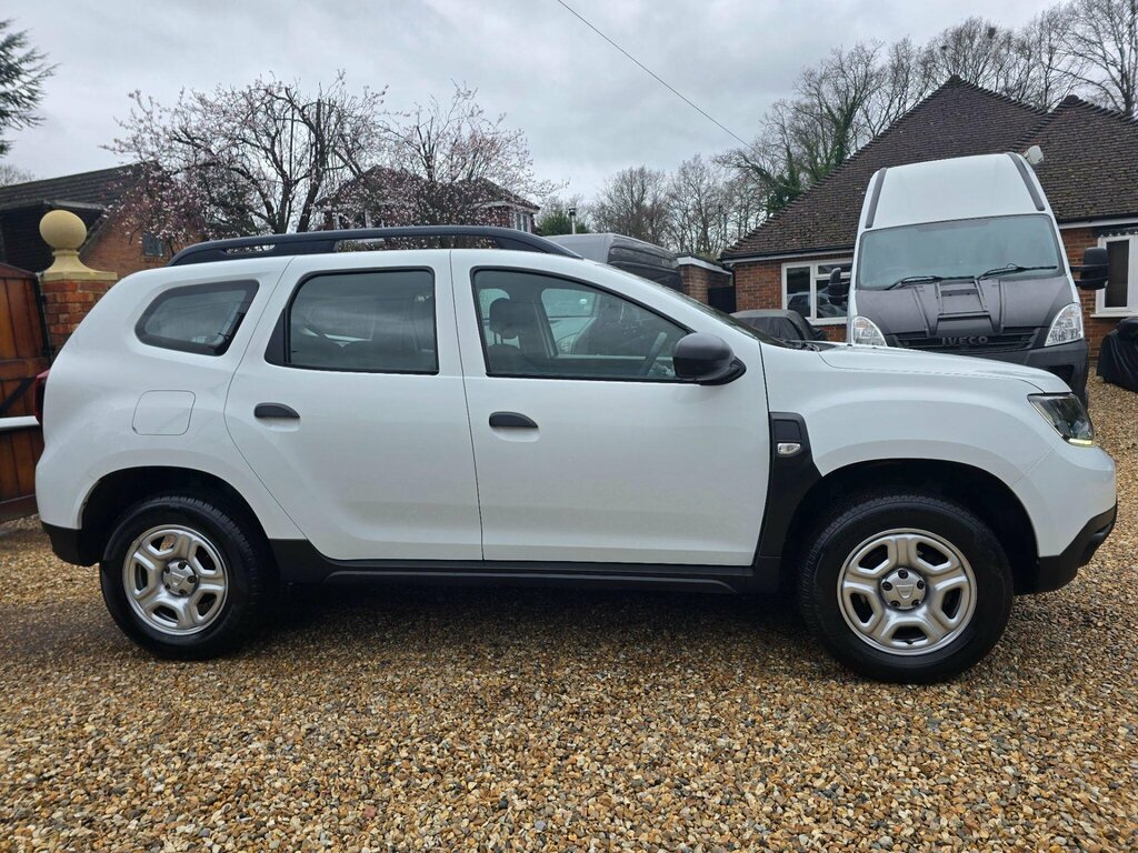 Dacia Duster 1.6 Sce Essential Euro 6 Ss LC68TTZ White #2