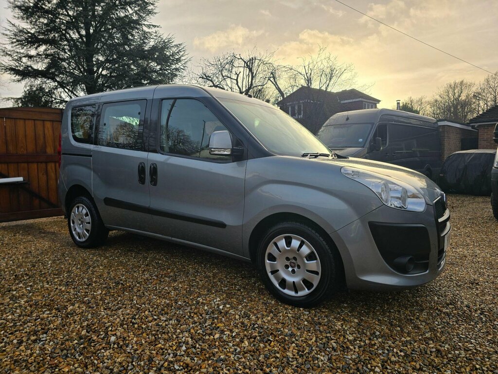 Fiat Doblo 1.6 Multijet 16V Dynamic Grey