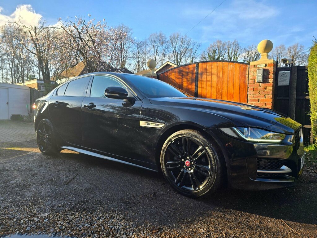 Jaguar XE 2.0D R-sport Euro 6 Ss Black