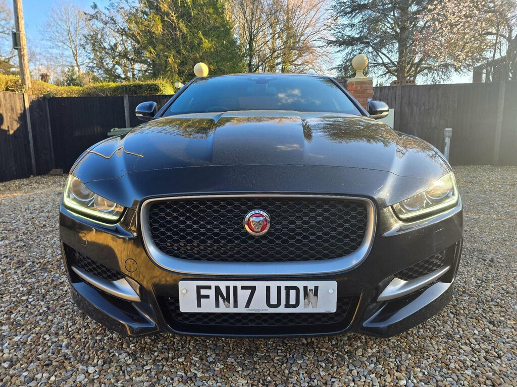 Jaguar XE 2.0D R-sport Euro 6 Ss FN17UDW Black #4