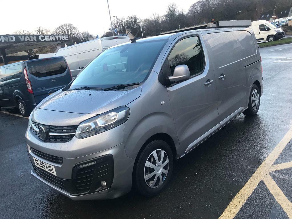 Vauxhall Vivaro 1.5 Turbo D 2700 Sportive L1 H1 Euro 6 S S Grey