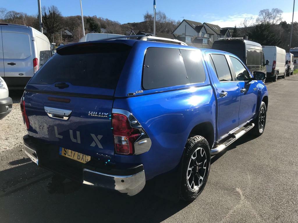 Toyota HILUX 2.4 D-4d Invincible X 4Wd Euro 6 Blue #4