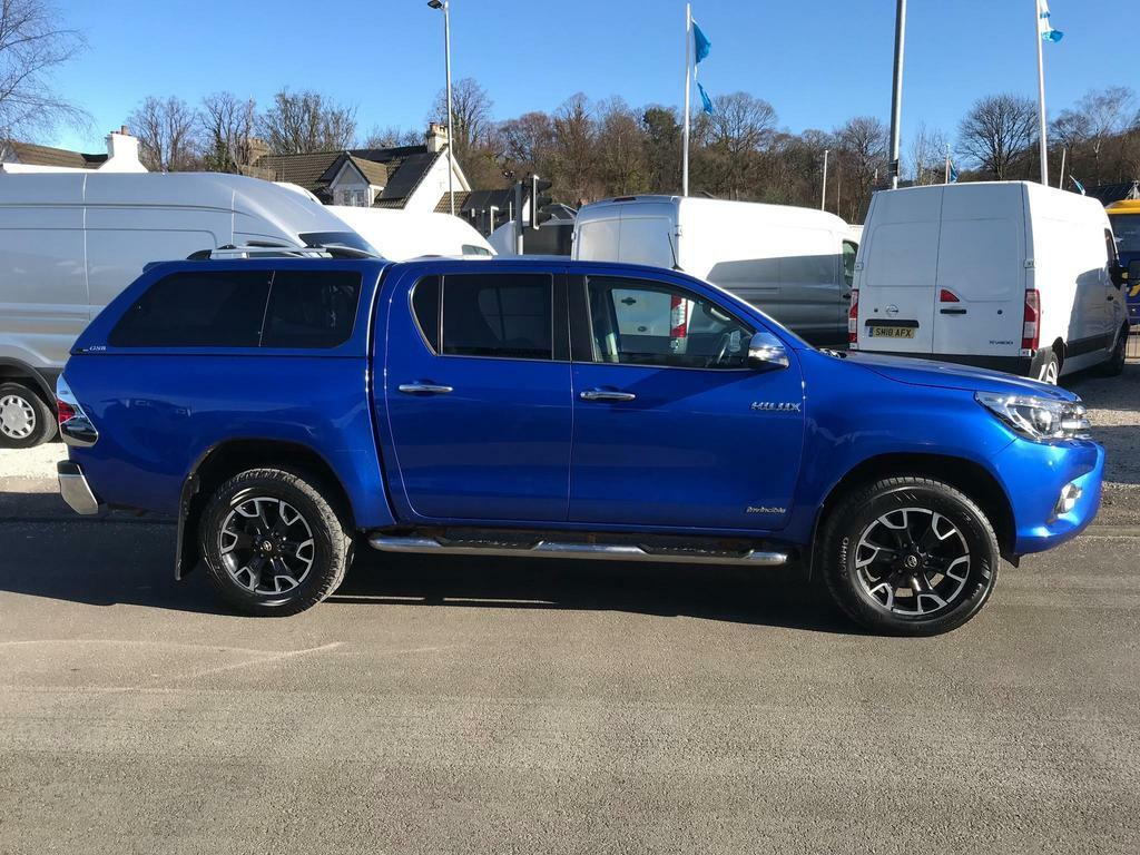 Toyota HILUX 2.4 D-4d Invincible X 4Wd Euro 6 Blue #2