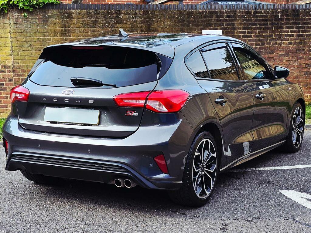Ford Focus Hatchback 1.5 T Ecoboost St-line X 2019 EJ69UTK Grey #5