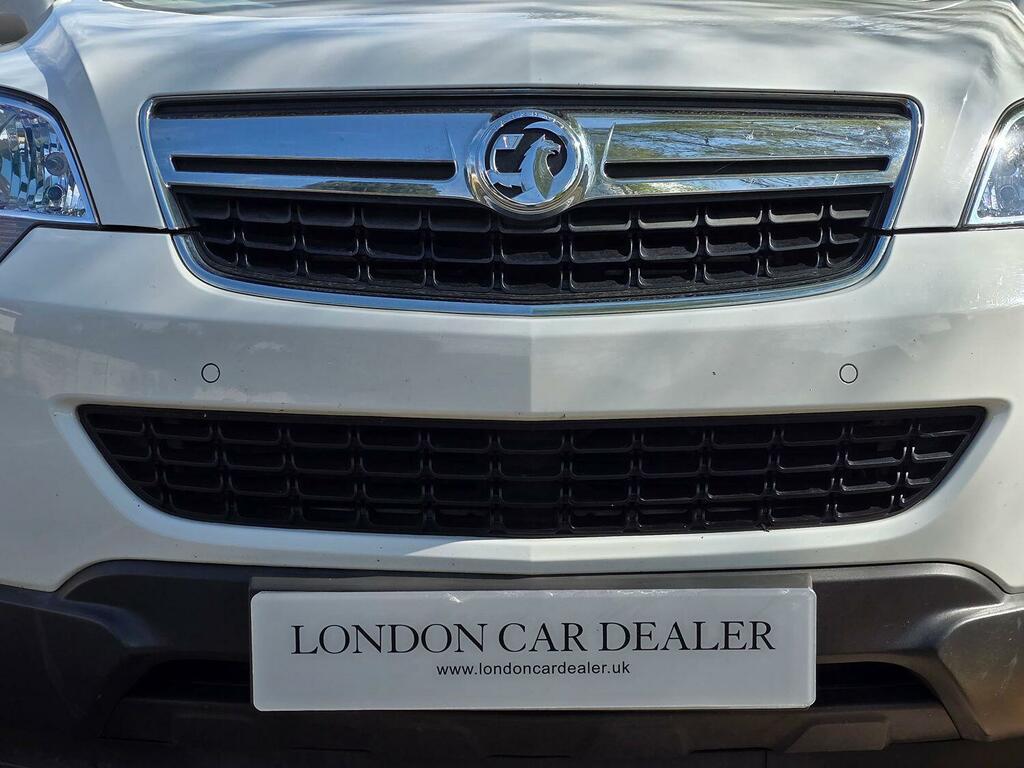 Vauxhall Antara Suv 2.2 Cdti Diamond 2014 YT64XXC White #4