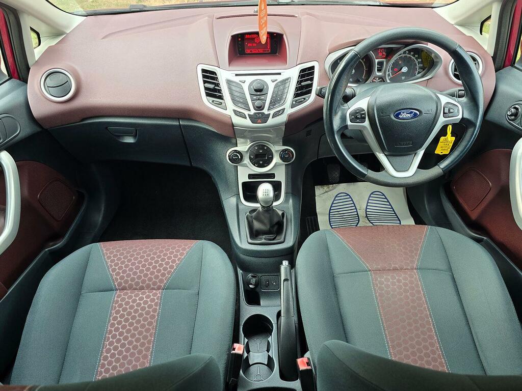 Ford Fiesta Hatchback 1.4 Titanium 2010 RK60TVM Red #5