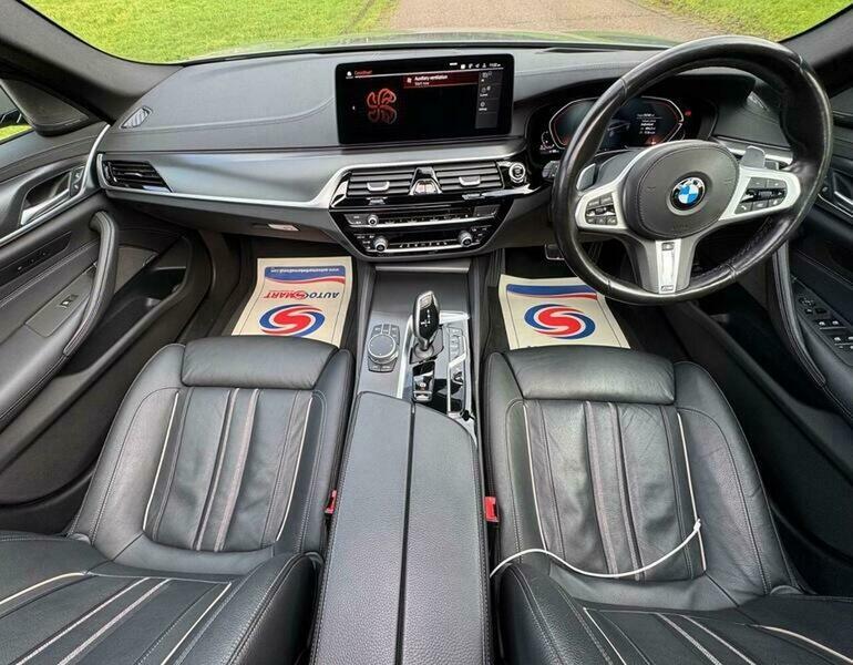 BMW 5 Series 3.0 530D Mht M RV21XZH Grey #2