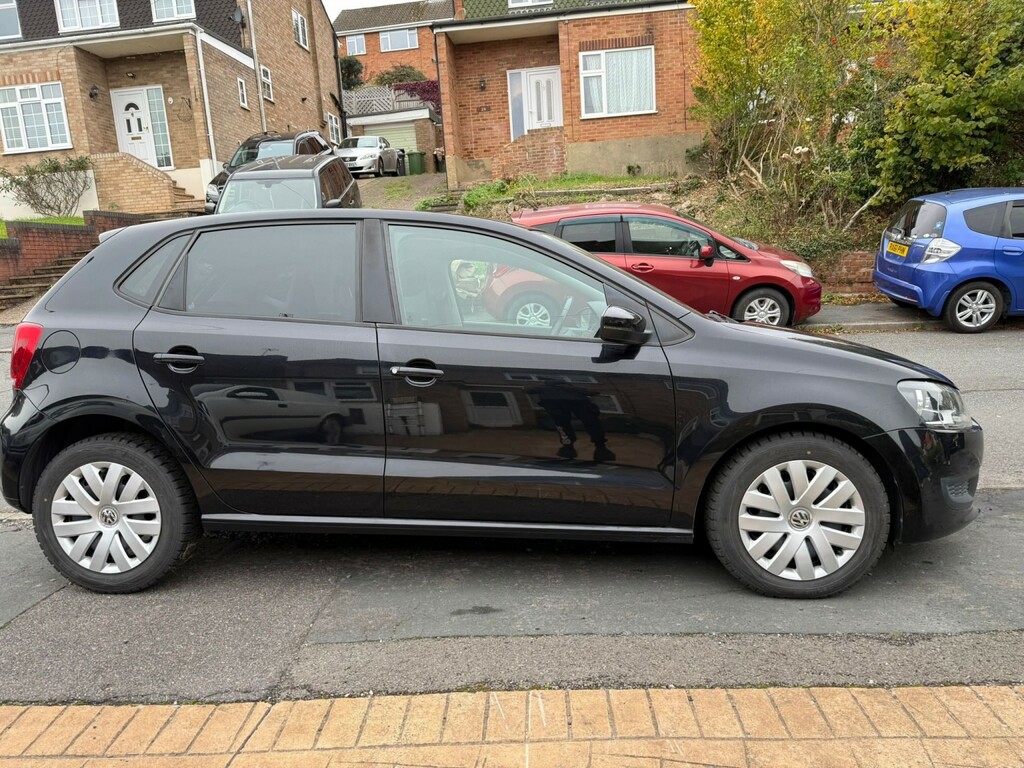 Volkswagen Polo Hatchback RF13ZYM Black #2