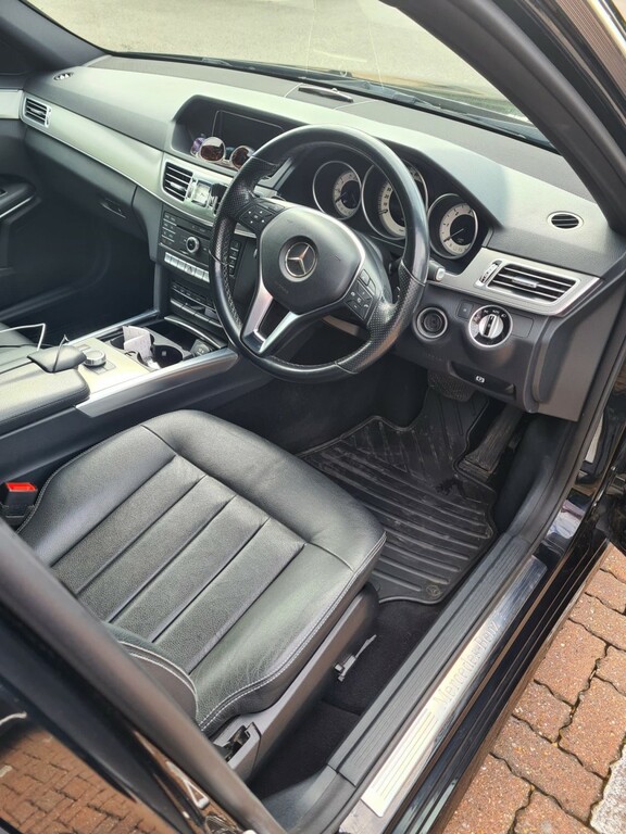 Mercedes-Benz E Class 2.1 E220 Bluetec Se HV15EHW Black #6