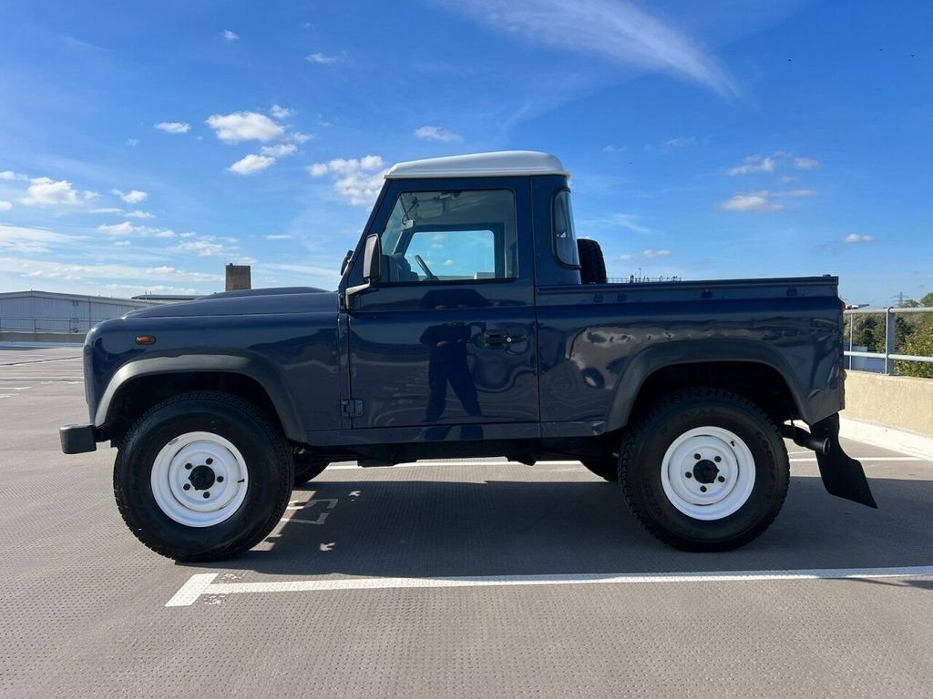 Land Rover Defender 2.2 Td Pick Up 122 Bhp Blue #2