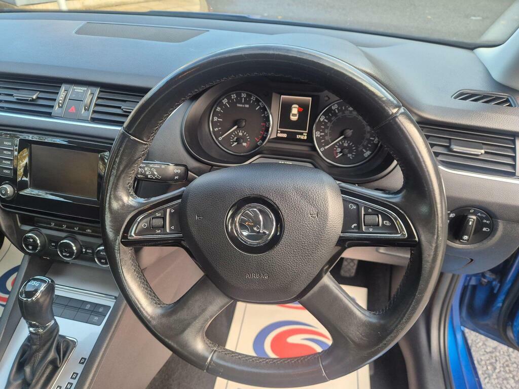 Skoda Octavia 2.0 Tdi Elegance Dsg Euro 5 S S Blue #3