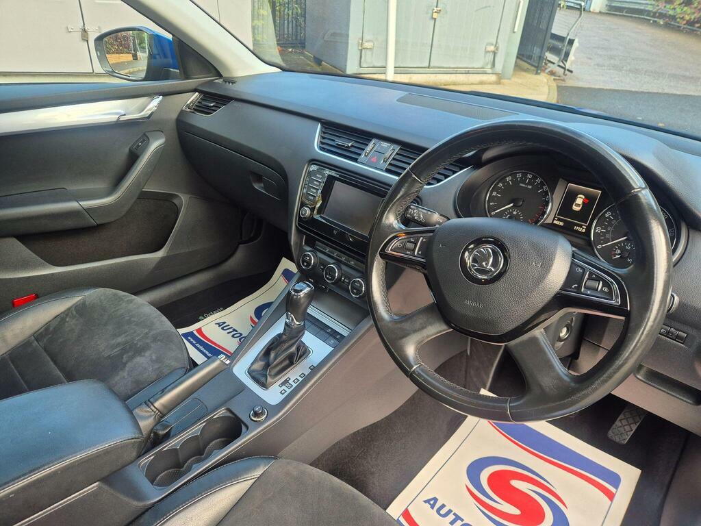 Skoda Octavia 2.0 Tdi Elegance Dsg Euro 5 S S Blue #5