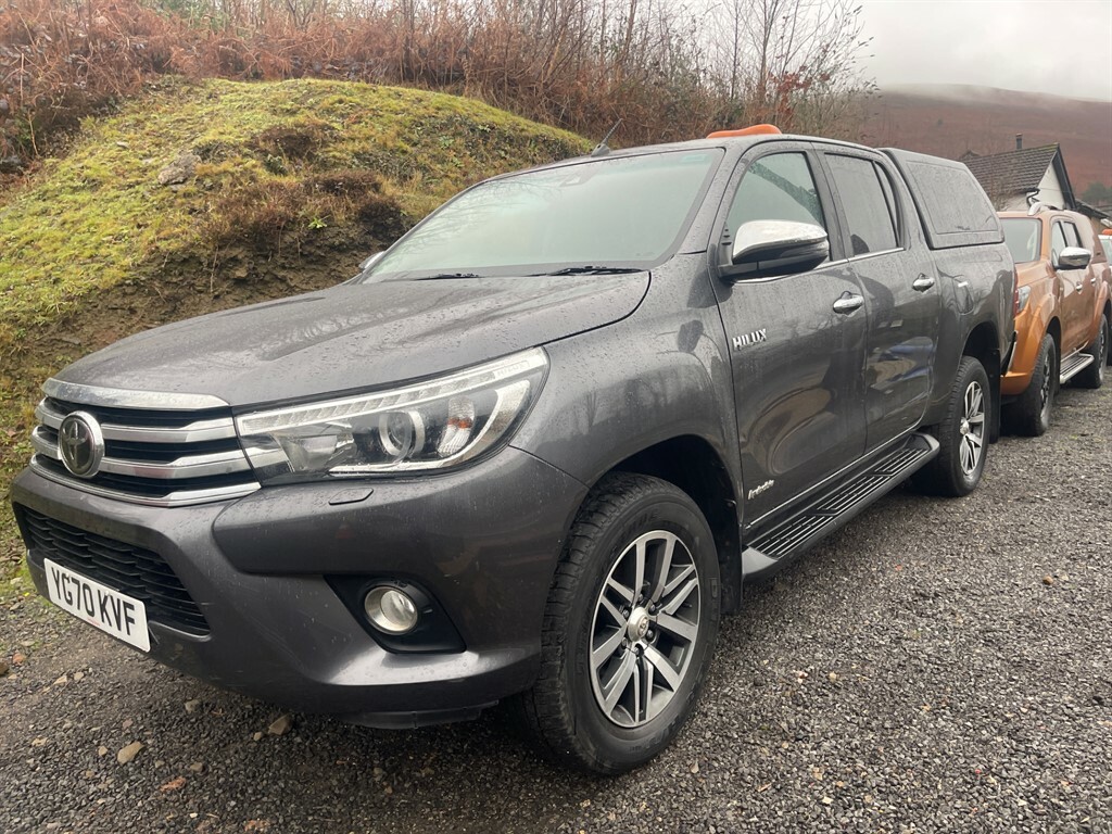 Toyota HILUX Invincible 4Wd D-4d Dcb Grey