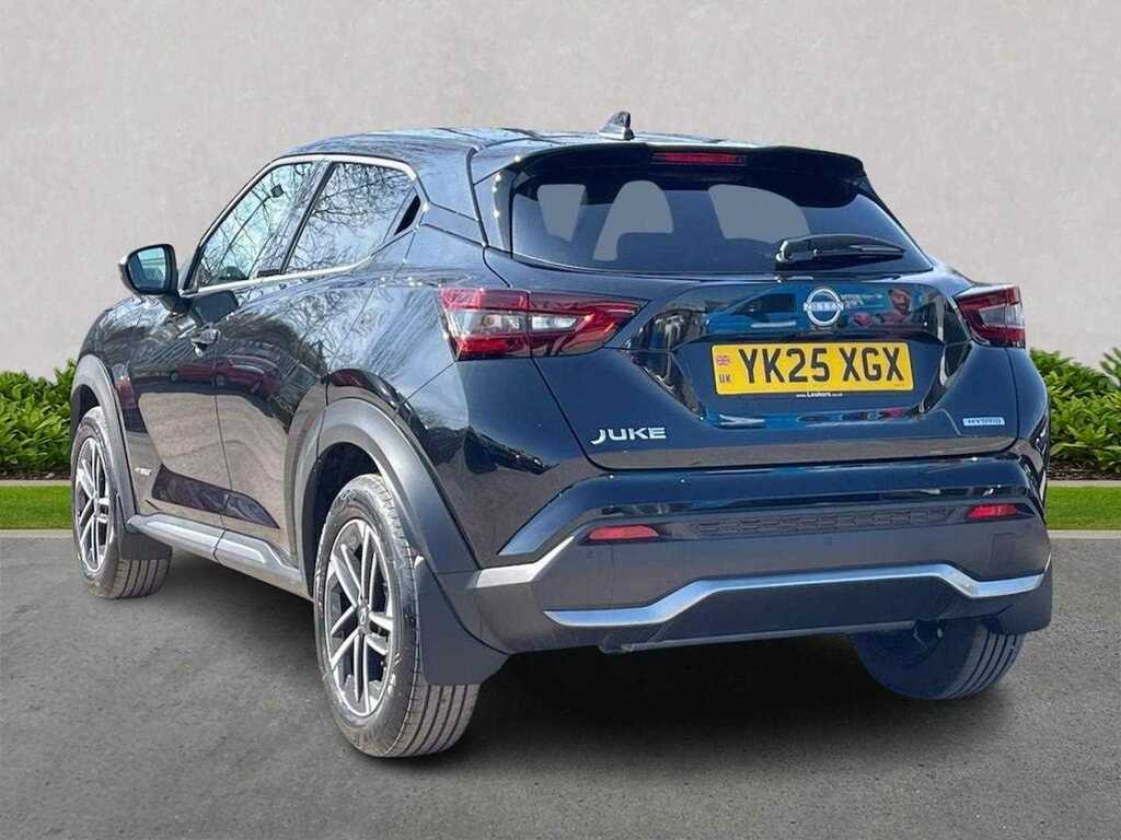 Nissan Juke 1.6 Hybrid N-connecta YK25XGX Black #2