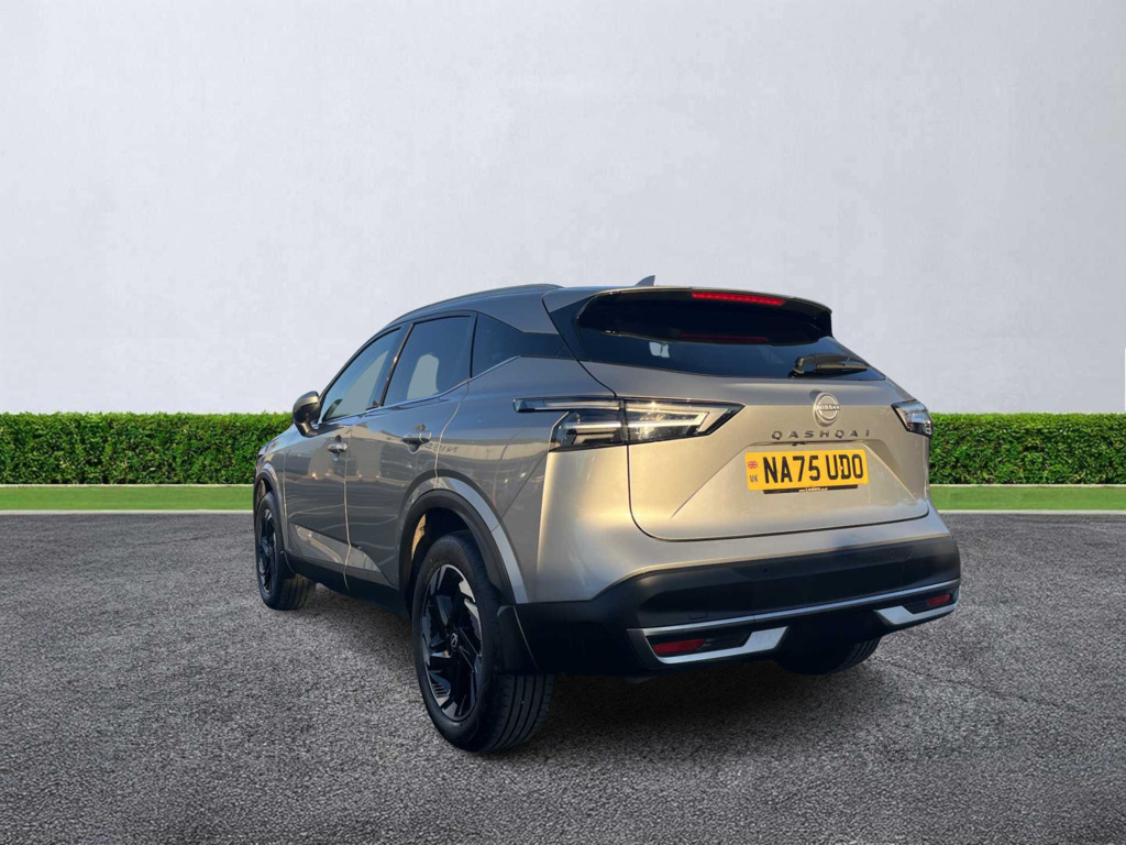 Nissan Qashqai 1.3 Dig-t Mh N-connecta NA75UDO Silver #2
