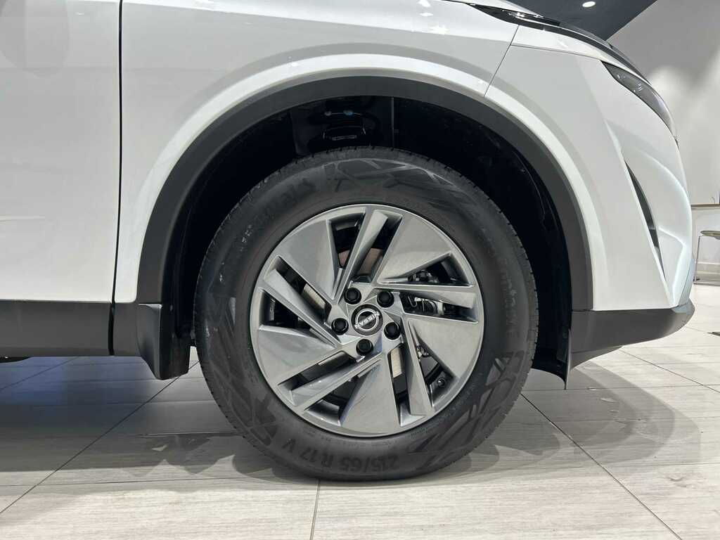 Nissan Qashqai 1.3 Dig-t Mh Acenta Premium NA75OMP White #6