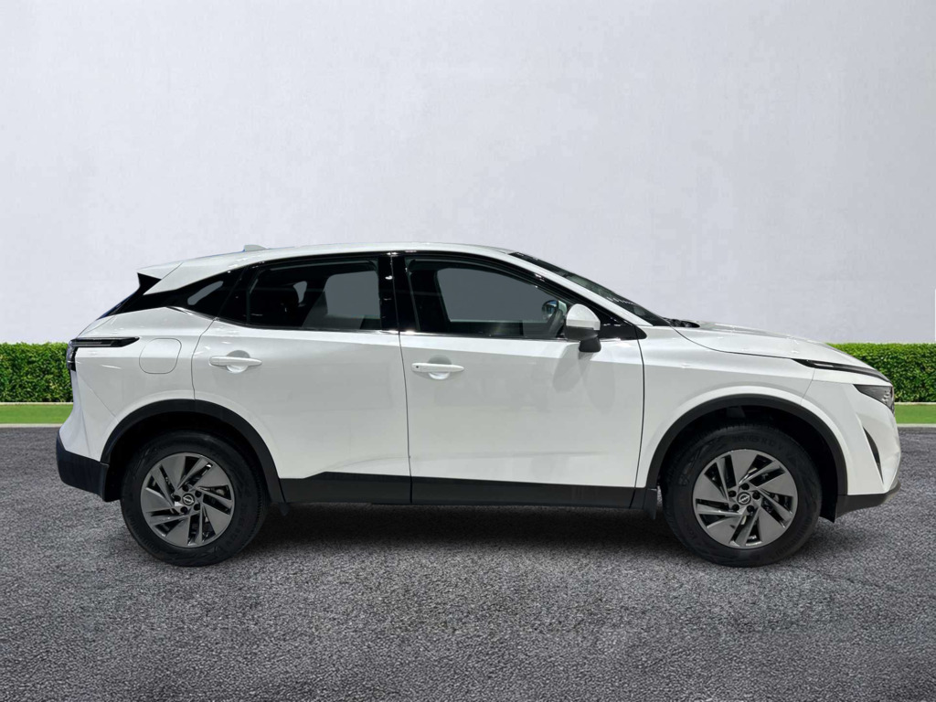 Nissan Qashqai 1.3 Dig-t Mh Acenta Premium NA75OMP White #3