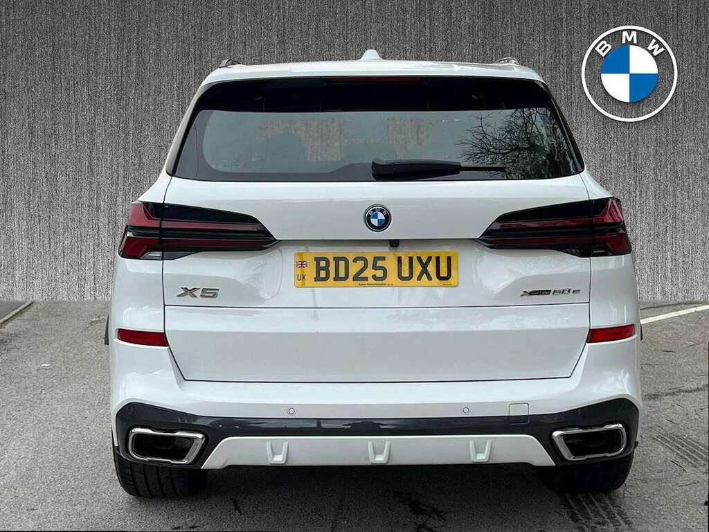 BMW X5 Xdrive50e M Sport BD25UXU White #4