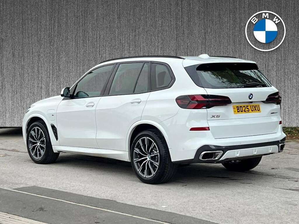 BMW X5 Xdrive50e M Sport BD25UXU White #2