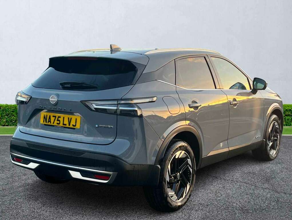 Nissan Qashqai 1.5 E-power N-connecta Glass Roof NA75LVJ Grey #4