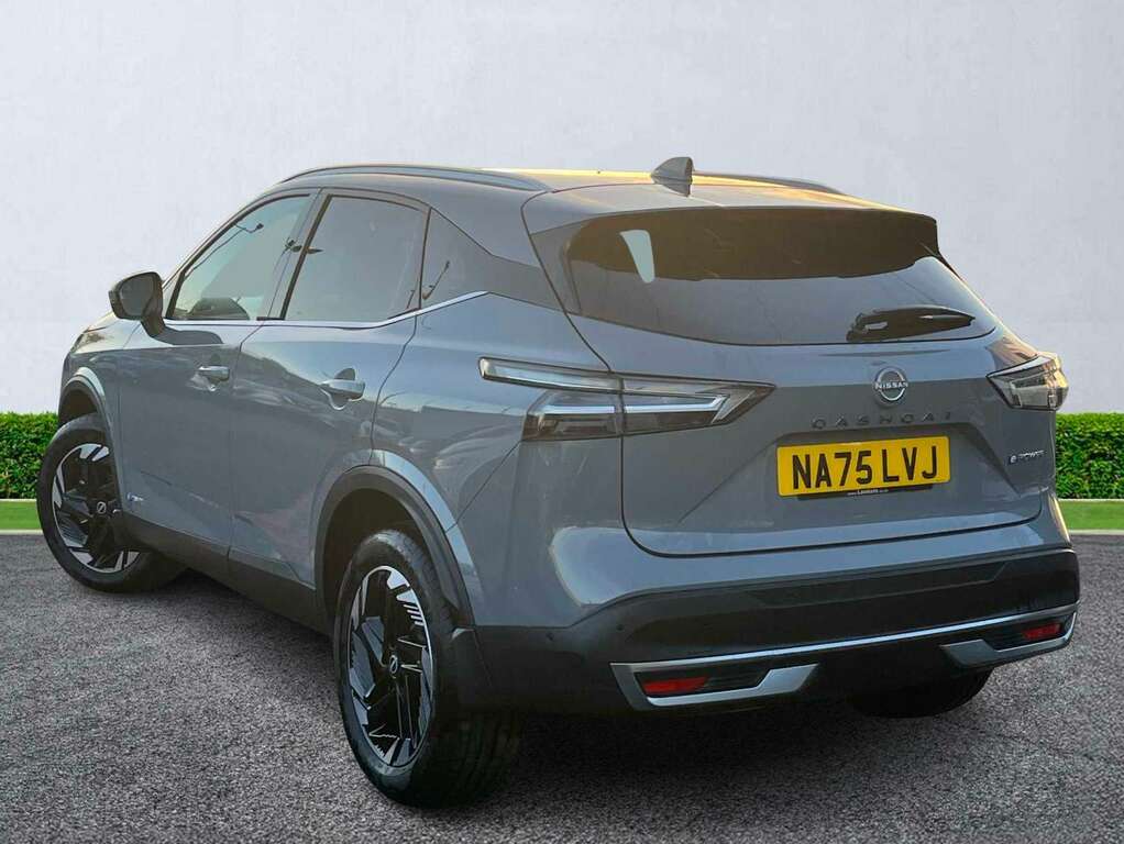 Nissan Qashqai 1.5 E-power N-connecta Glass Roof NA75LVJ Grey #2