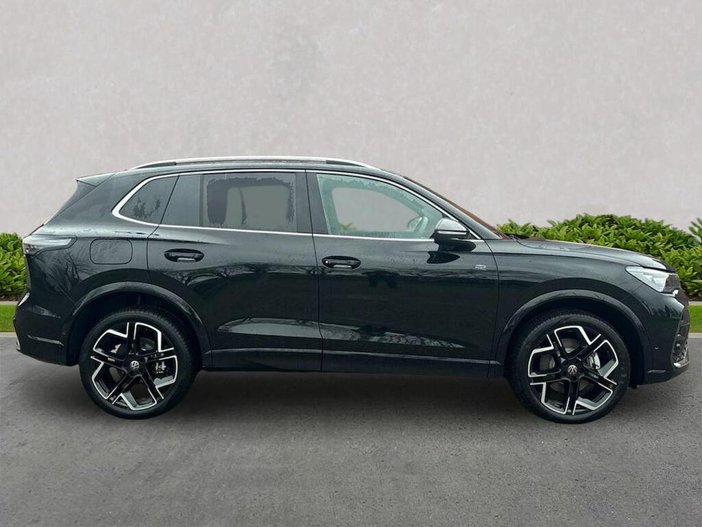 Volkswagen Tiguan 1.5 Tsi 272 Ehybrid R-line Dsg NV75BZH Black #2