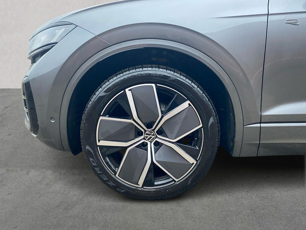 Volkswagen Touareg 3.0 Tdi V6 Black Edition Suv Tiptronic NU75KFD Grey #6