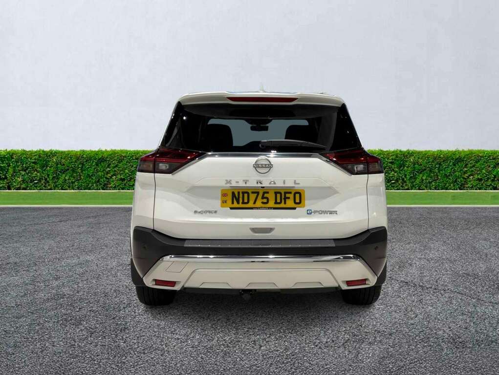 Nissan X-Trail 1.5 E-power E-4orce 213 Tekna 7 Seat ND75DFO White #4