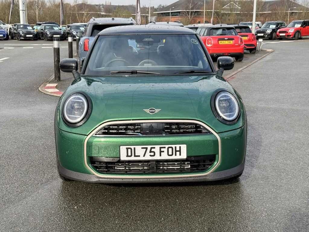 Mini Hatch 1.5 C Exclusive Level 1 Green #2