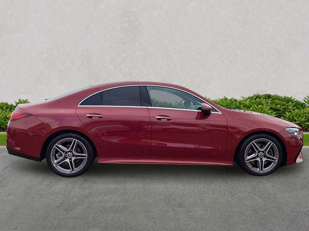 Mercedes-Benz CLA Class Cla 220D Amg Line Executive Tip Red #3