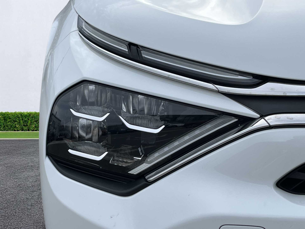 Citroen C4 1.2 Puretech 130 Sense Plus NJ71XBC White #3