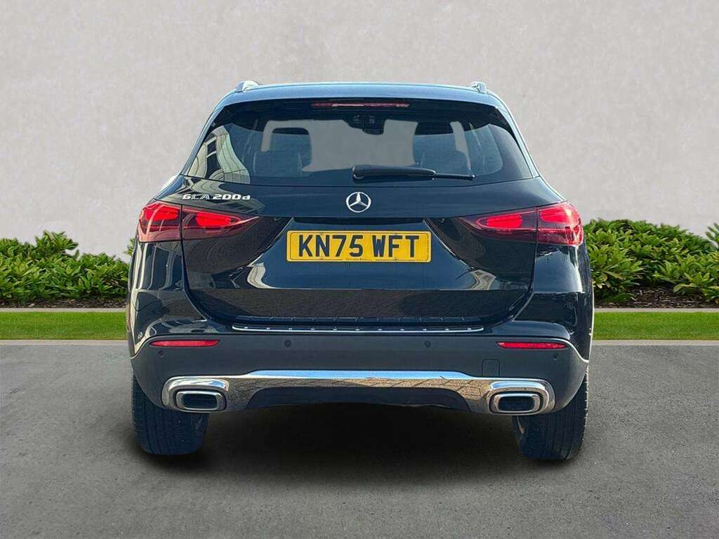 Mercedes-Benz GLA Class Gla 200D Sport Executive KN75WFT Black #4