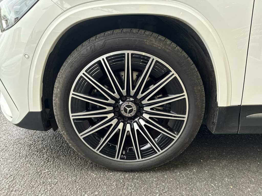 Mercedes-Benz GLA Class Gla 220D 4Matic Amg Line Premium Plus KW74GWC White #6