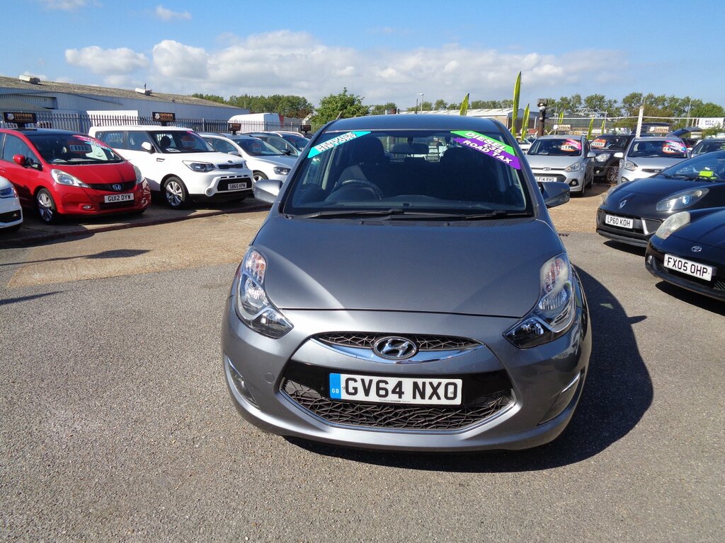 Hyundai Ix20 1,6 Crdi Active Blue Drive 5-Door Grey #2
