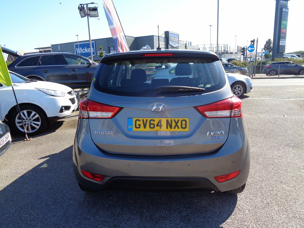 Hyundai Ix20 1,6 Crdi Active Blue Drive 5-Door Grey #5