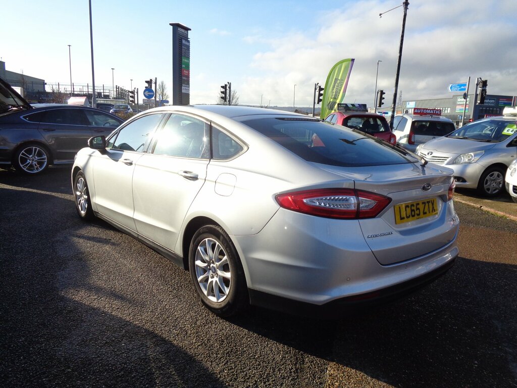 Ford Mondeo 1.5 Style Econetic Tdci 5-Door LC65ZTX Silver #3